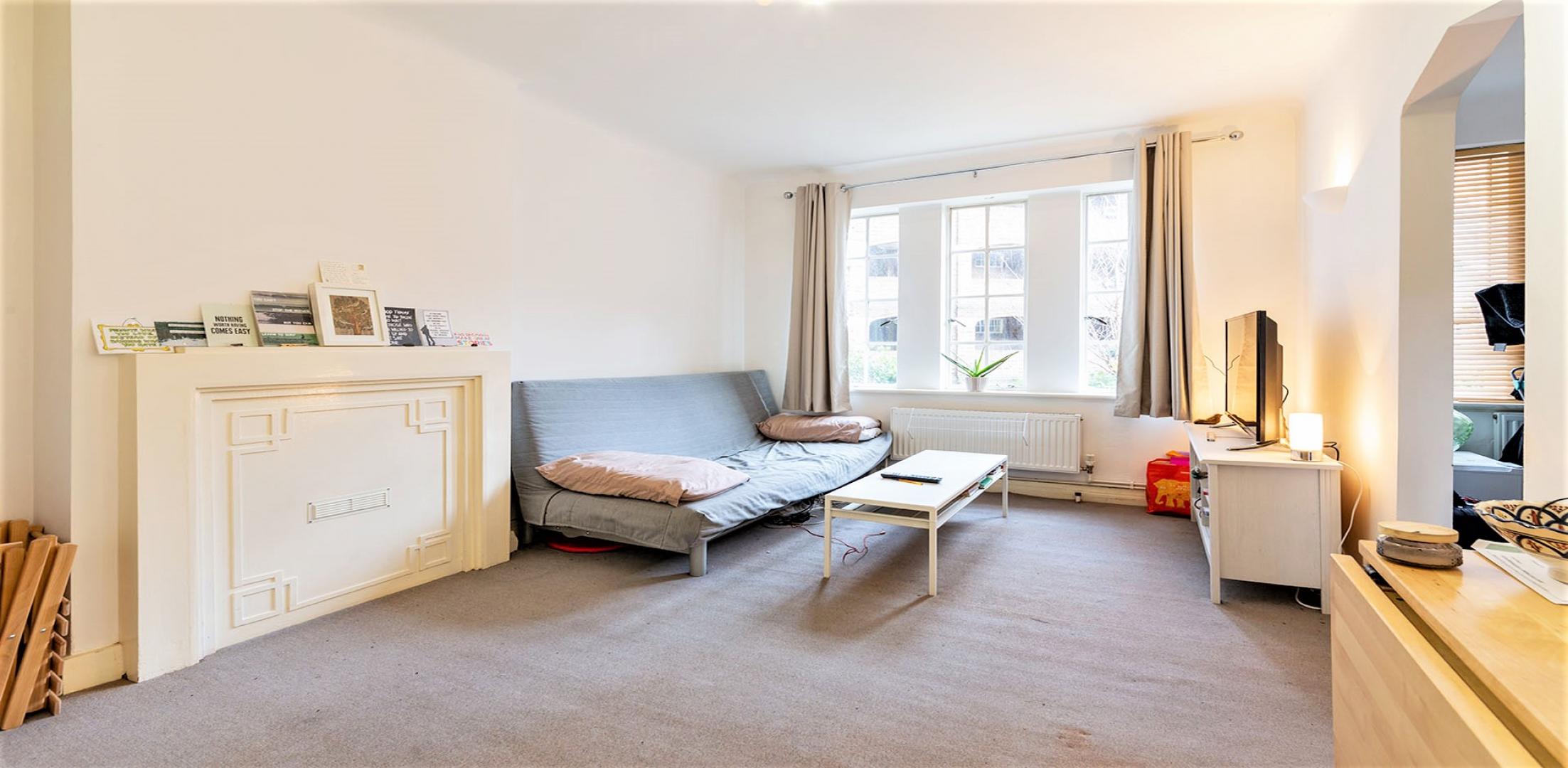 			HEATING and HOT WATER INCLUDED, 1 Bedroom, 1 bath, 1 reception Apartment			 Mortimer Crescent , MAIDA VALE/ST JOHNS WOOD